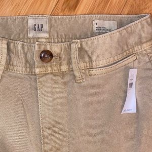 NWT gap beige/tan high rise wide-leg crop